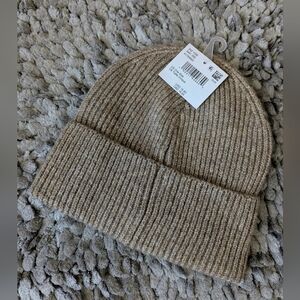 American Eagle Outfitters Ribbed Knit Beanie in Taupe